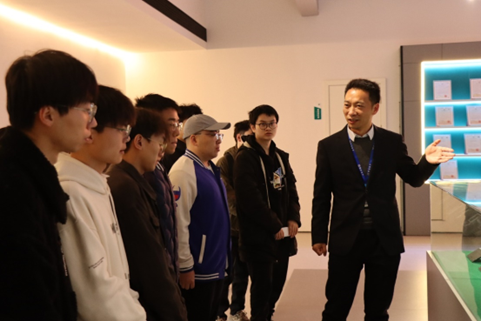 240328 嘉興大學(xué)訪問(wèn)恒業(yè)電子新聞稿圖1